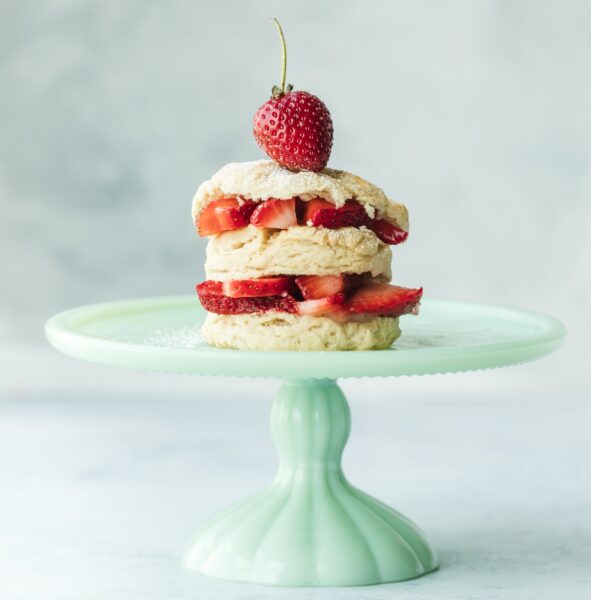 best strawberry shortcake singapore, best strawberry shortcakes in singapore, vanilla sponge cake