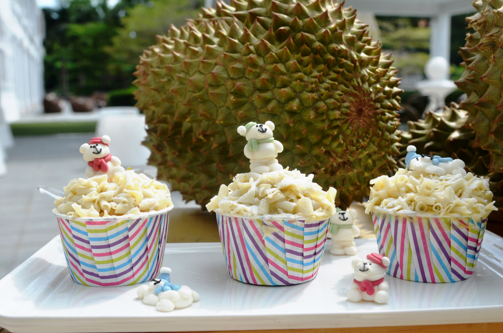 , All-you-can-eat durian spread at Latest Recipe