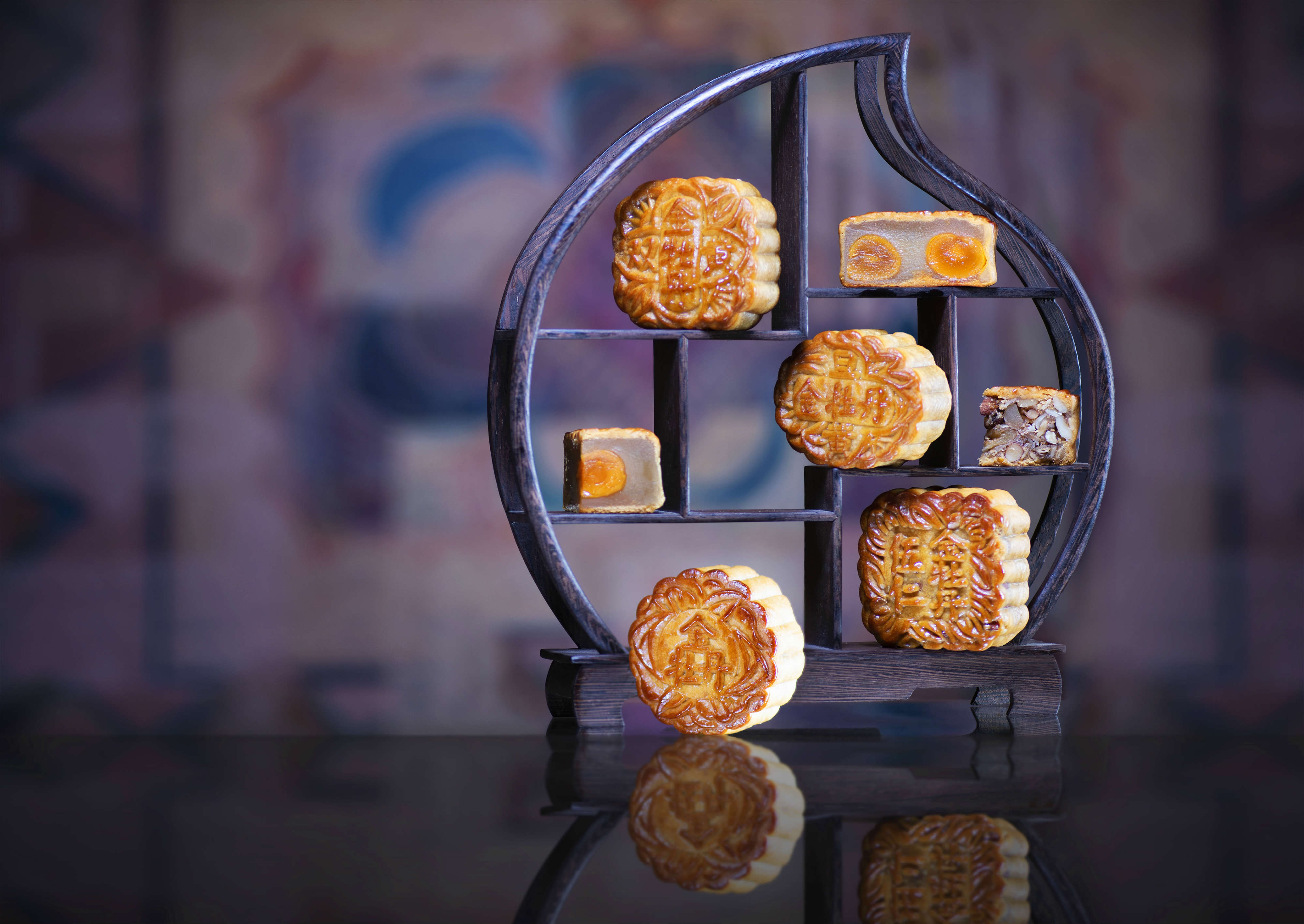 , Have a scrumptious Mid-Autumn celebration with Conrad Centennial Singapore&#8217;s delectable mooncakes