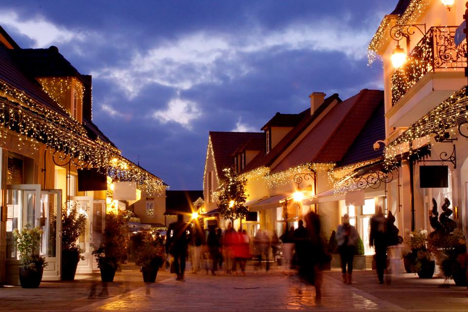 , Celebrate Christmas and New Year at La Vallée Village in Paris