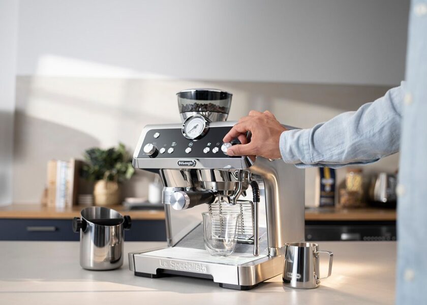 De'Longhi La Specialista Prestigio Espresso Machine