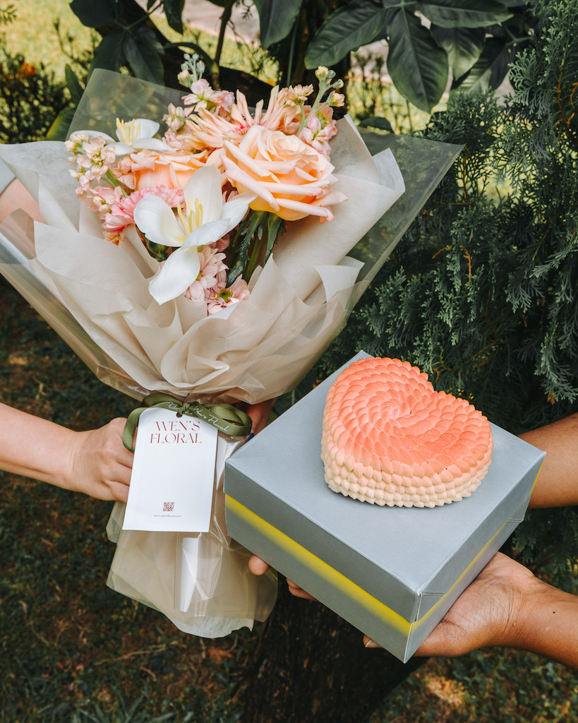 Mother's Day 2023, Delicate Cakes And Sweet Treats For Mother’s Day 2023