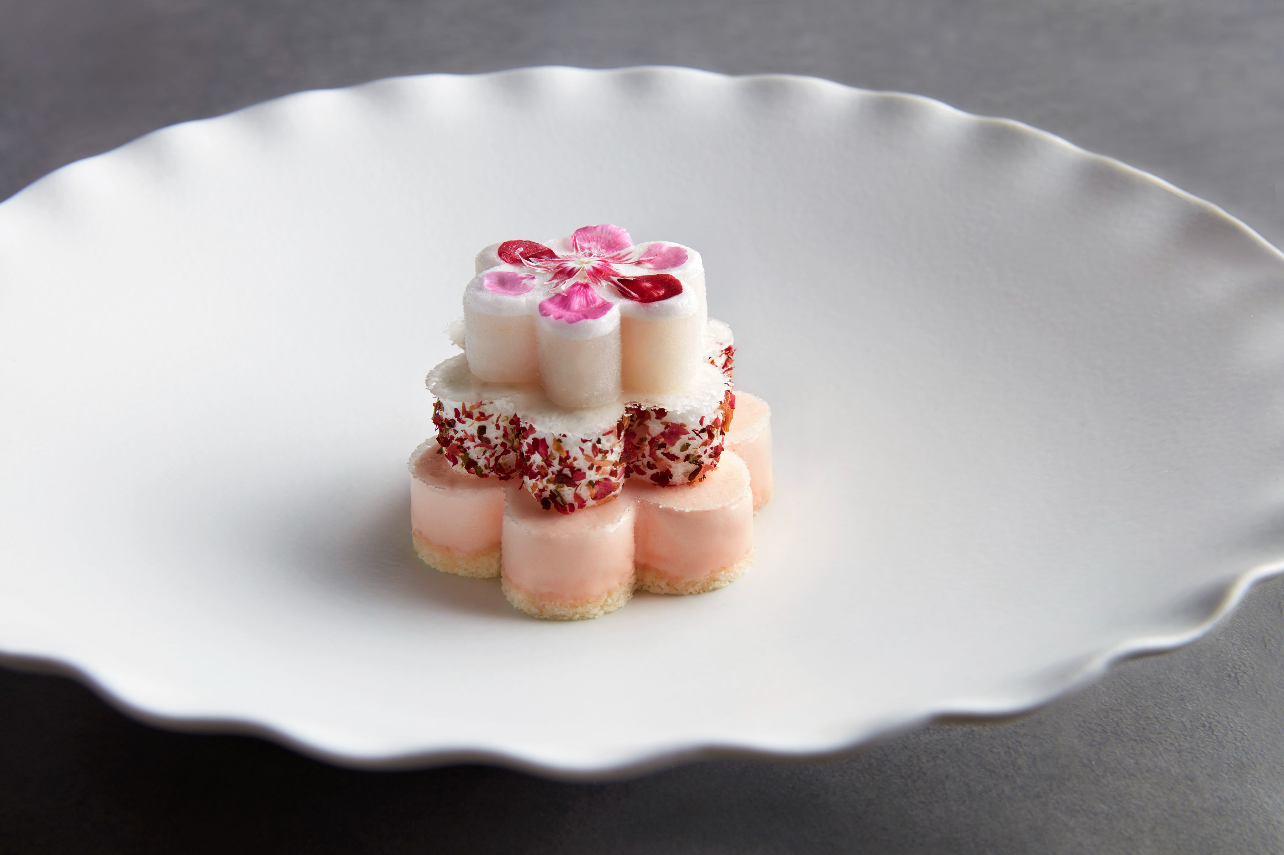 , Celebrated Chef Sam Aisbett, Presents Akuna At The Le Méridien Saigon