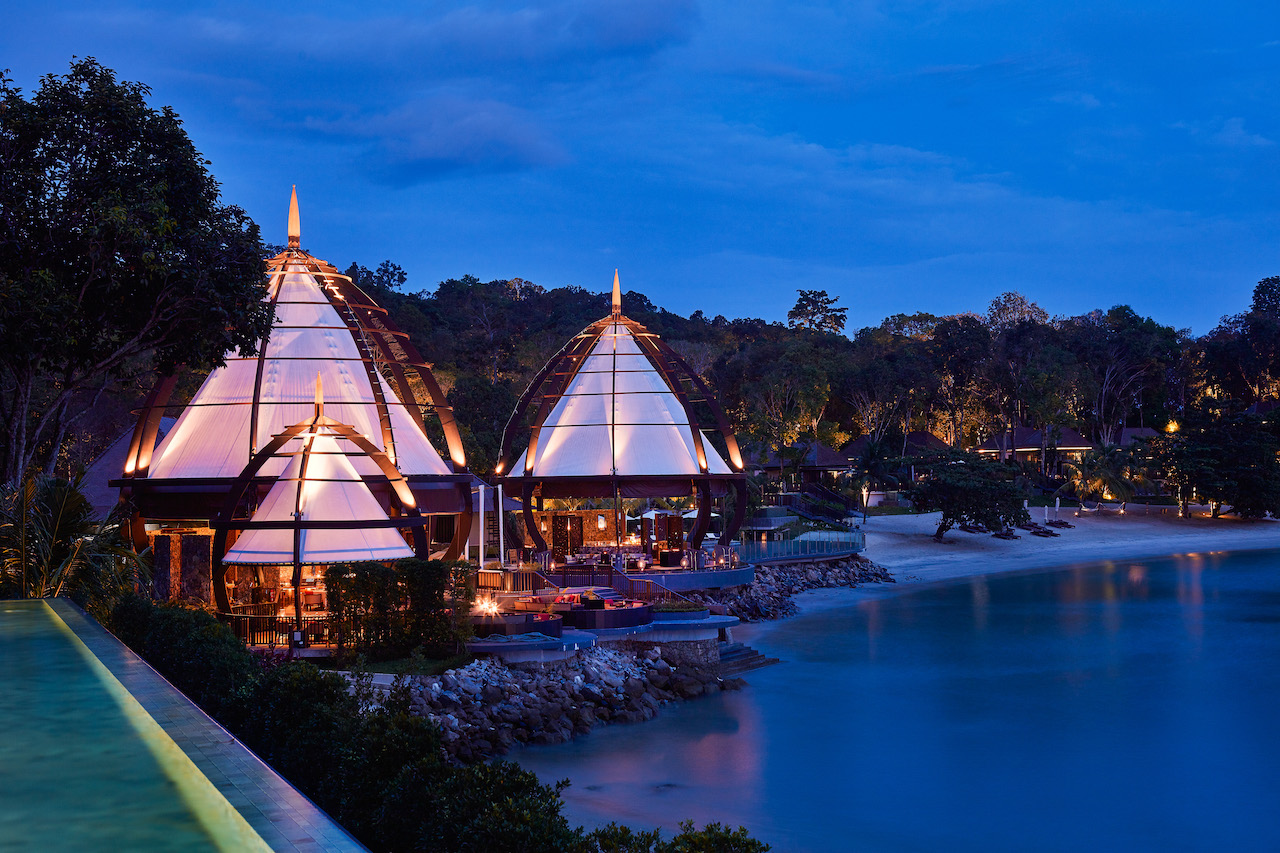 The Ritz-Carlton Langkawi Restaurants, Discover The Ritz-Carlton, Langkawi’s Top-Notch Dining Experiences