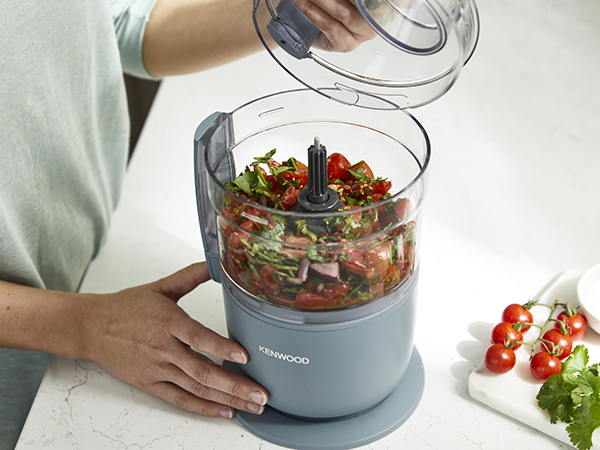 Multipro Go by Kenwood, The Kenwood Multipro Go Food Processor Can Chop, Slice, Grate, Blend and Knead