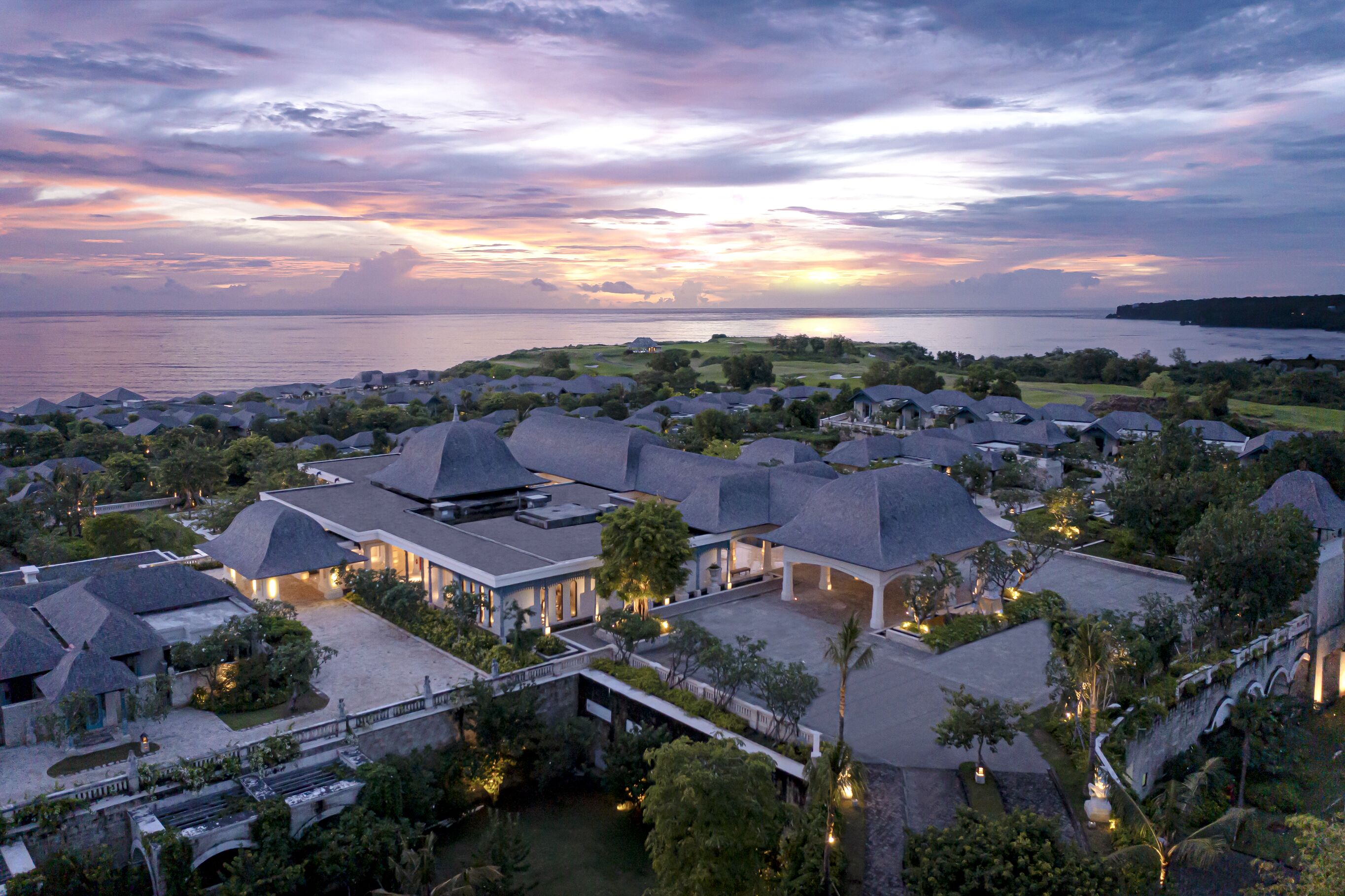 jumeirah bali segaran dining terrace megibung feast