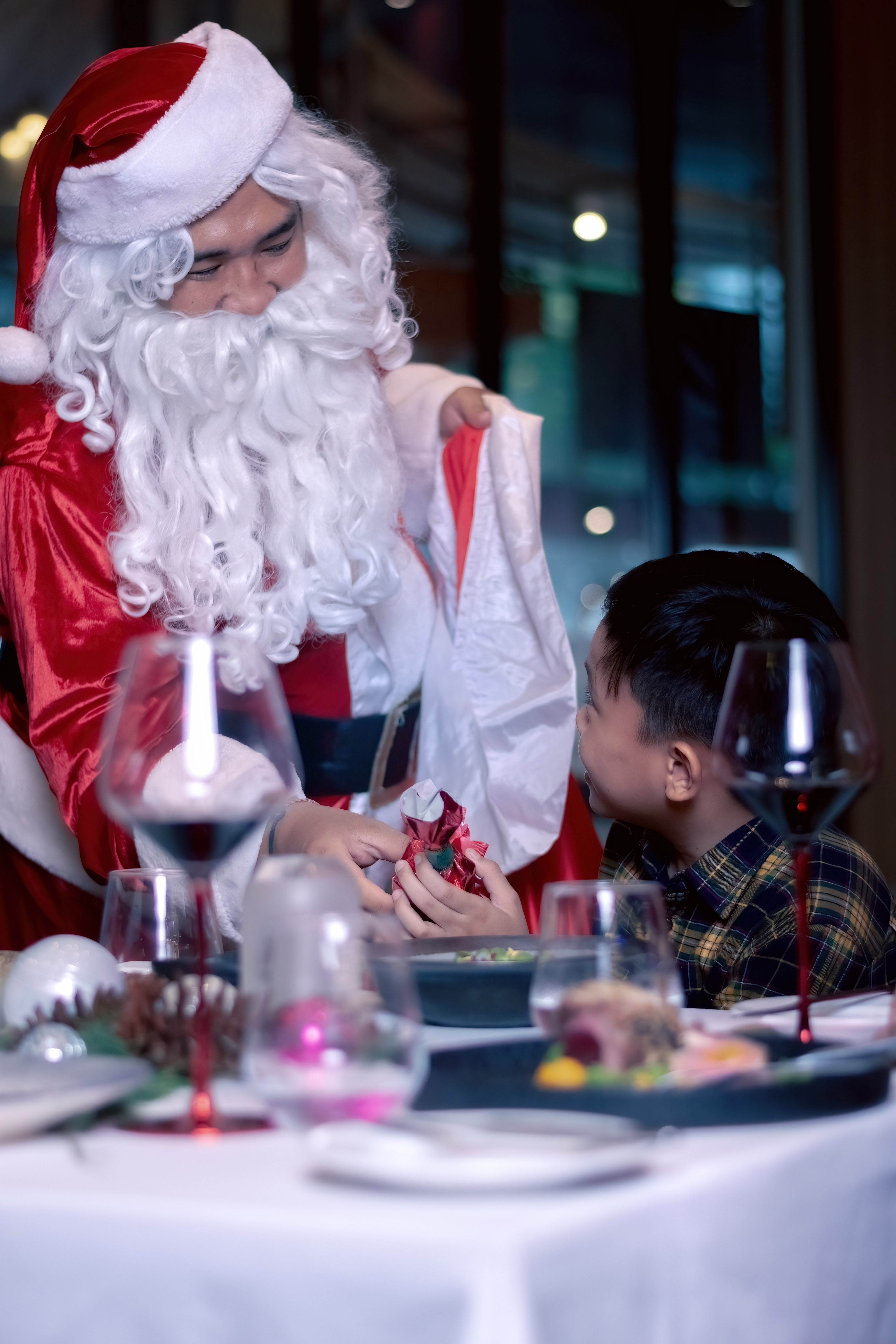 A Festive Finish, a delightful meet-and-greet with Santa Claus for the little celebrants