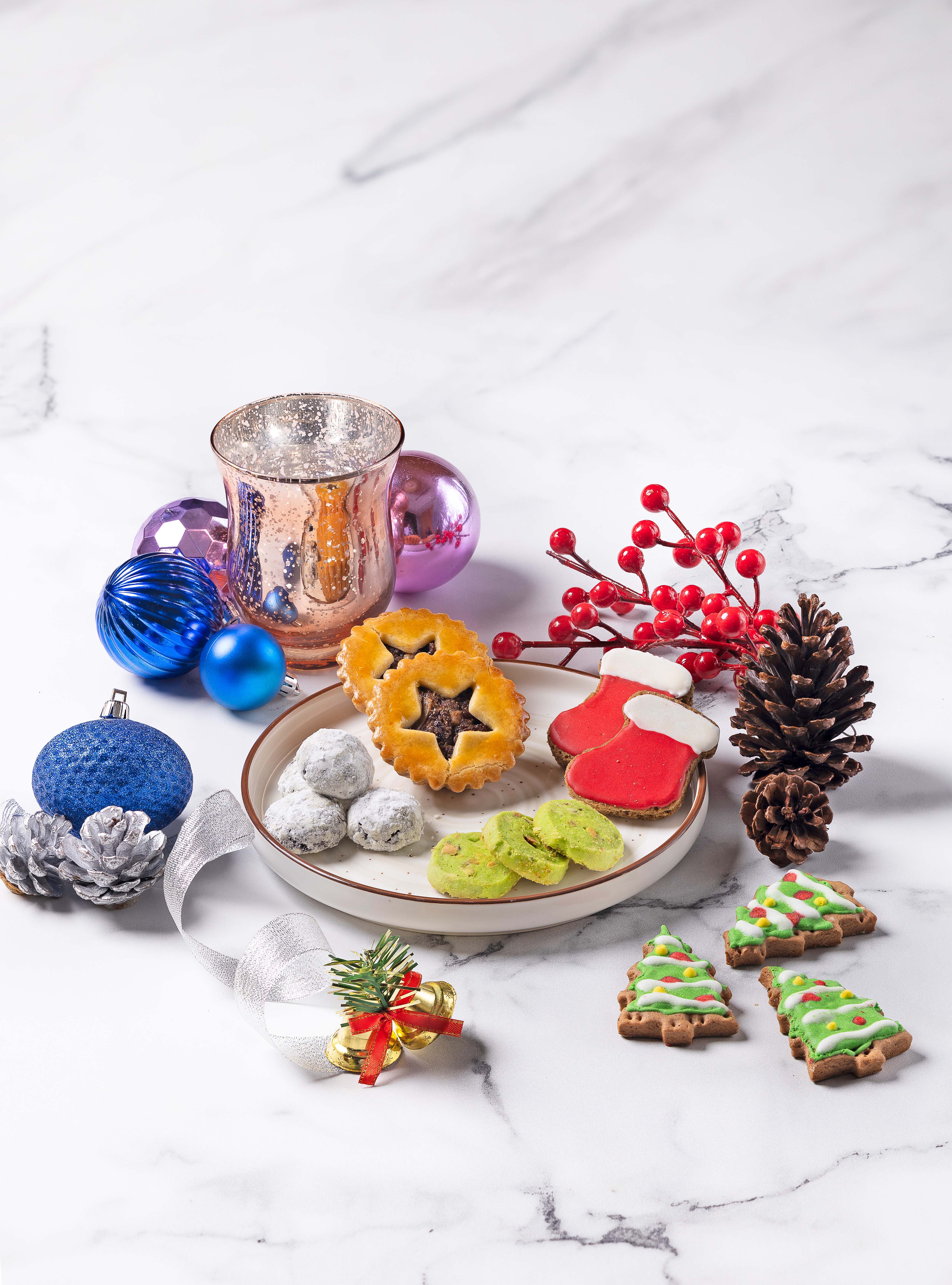 JW Marriott Hotel Jakarta - Hampers Cookies