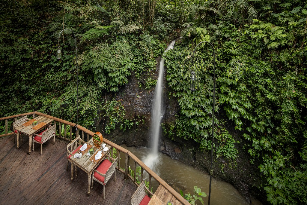 the kayon resort ubud, Discover romantic bliss in nature&#8217;s embrace at The Kayon Resort in Ubud