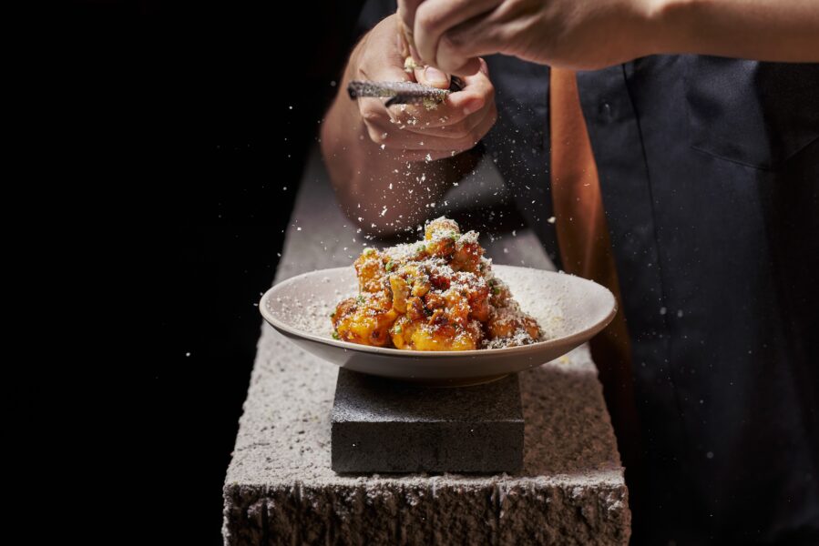 alila villas uluwatu valentine's gu:um