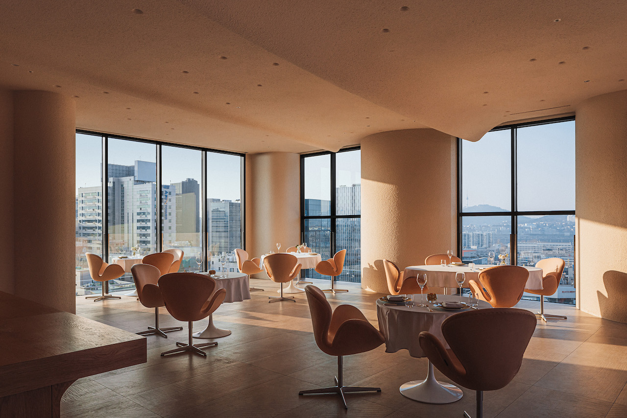 Interiors, 4 Restaurants in Asia with Stunning Interiors
