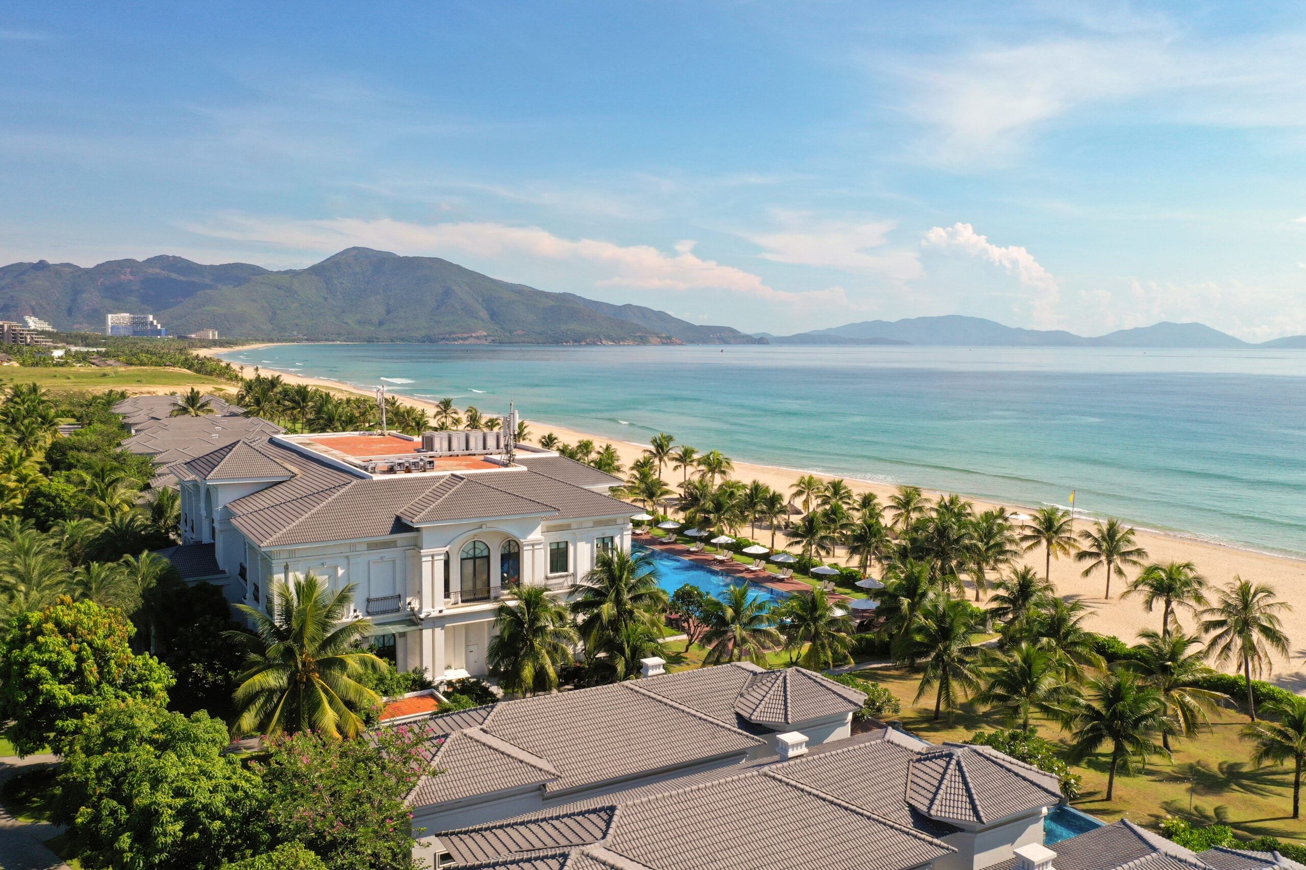 Melia Vinpearl Cam Ranh Beach Resort, Taste of Heritage: A New Culinary Journey Unfolds at Muối, Meliá Vinpearl Cam Ranh