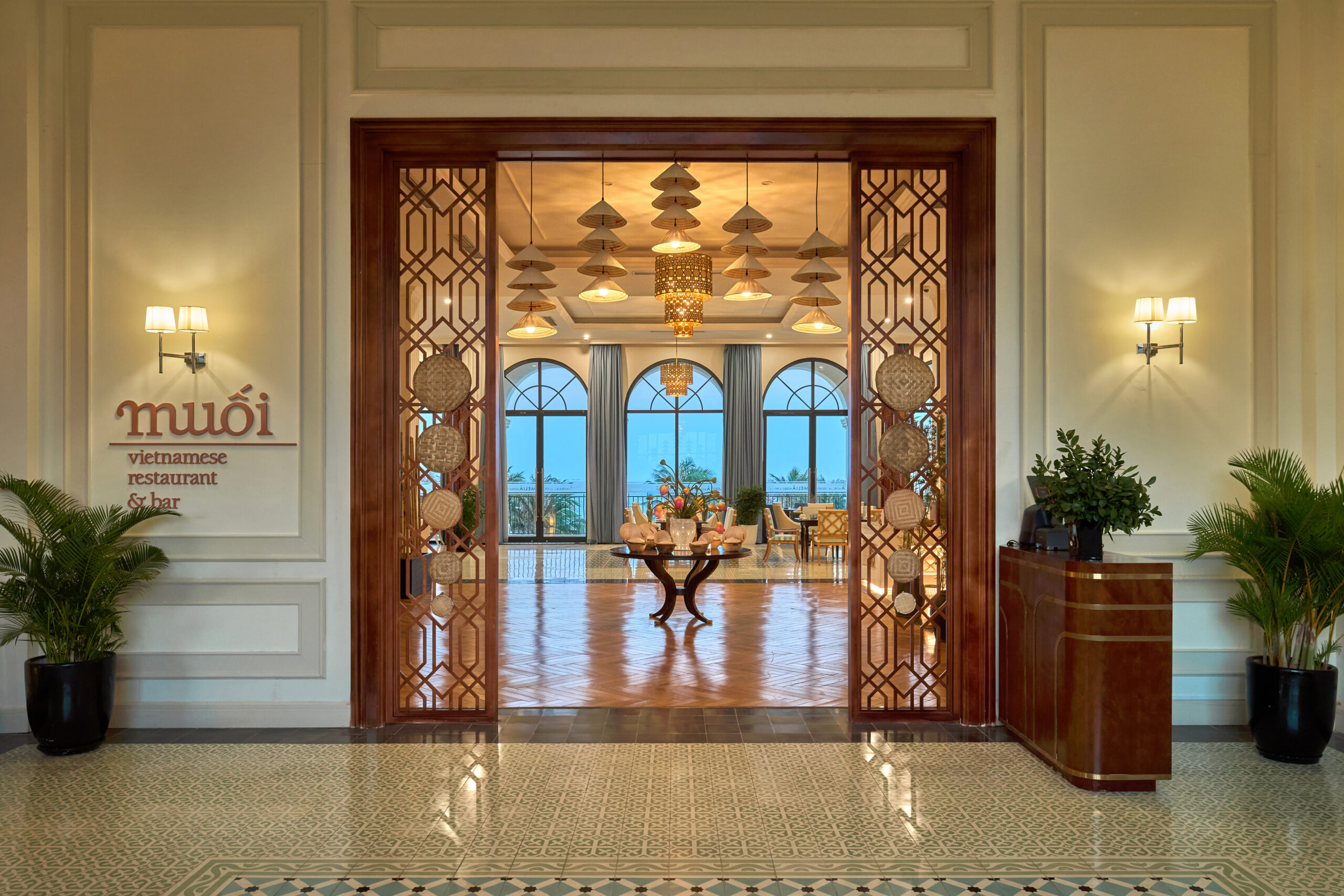 Melia Vinpearl Cam Ranh Beach Resort, Taste of Heritage: A New Culinary Journey Unfolds at Muối, Meliá Vinpearl Cam Ranh