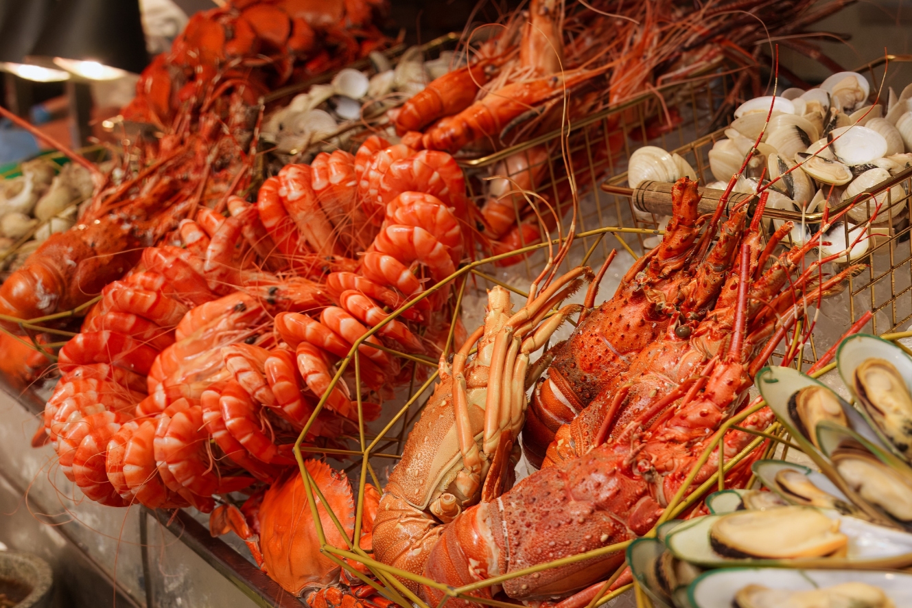 Waves of Flavor, Waves of Flavor: An Exceptional Gastronomic Experience at Le Méridien Saigon