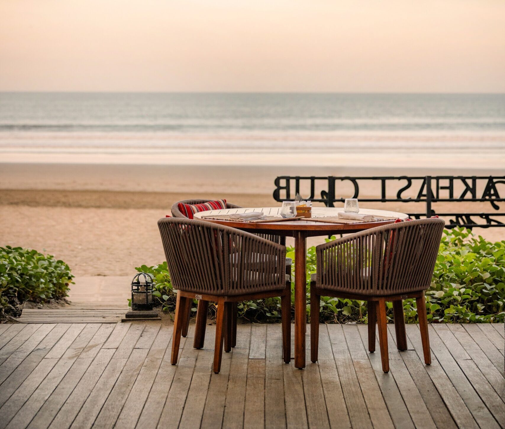 the breakfast club hotel indigo bali seminyak