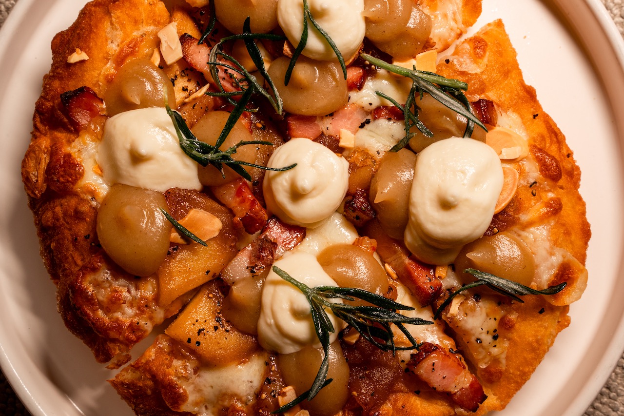 pizzas, 4 Restaurants To Tuck into Gourmet Pizzas in Singapore