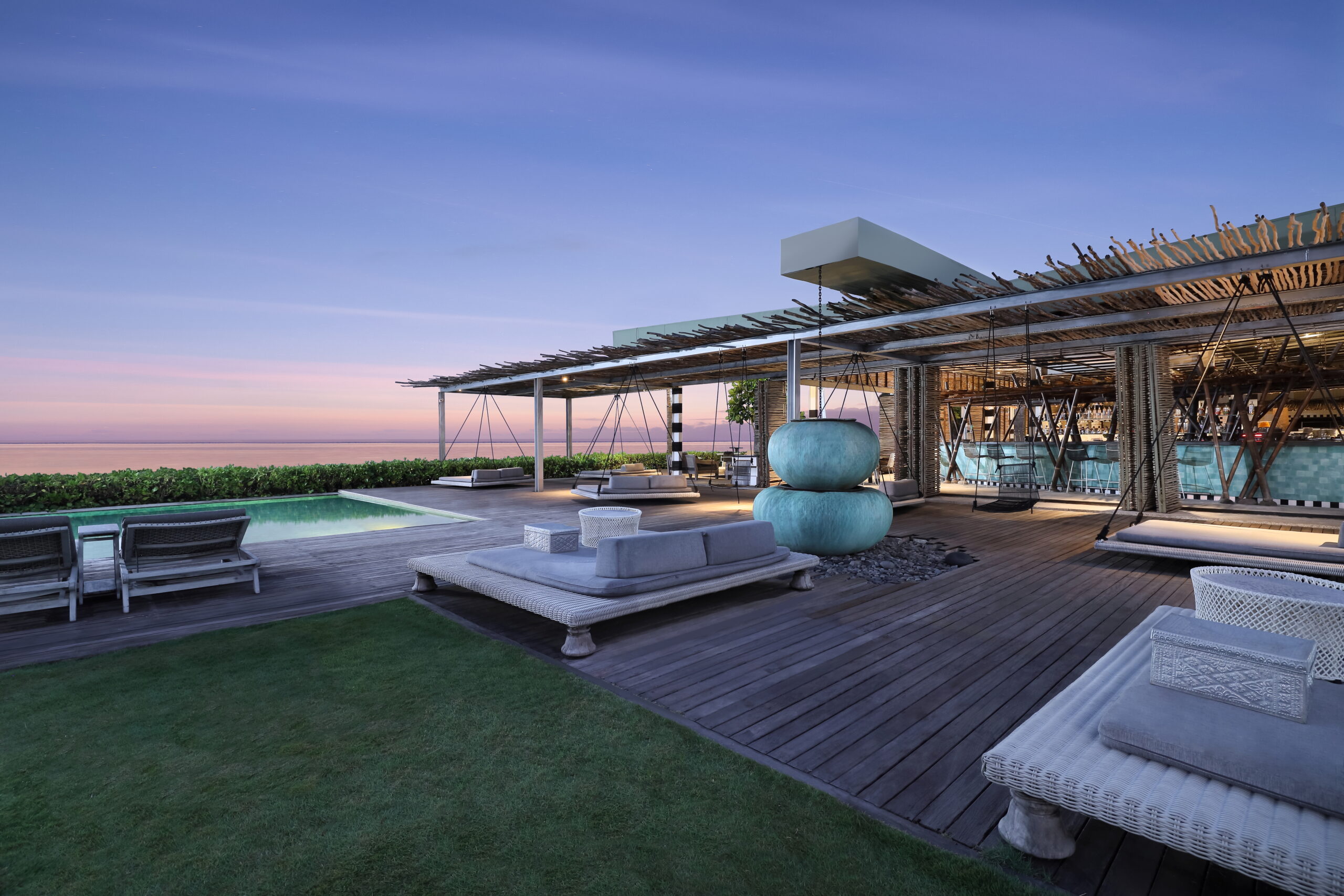 COMO Beach Club