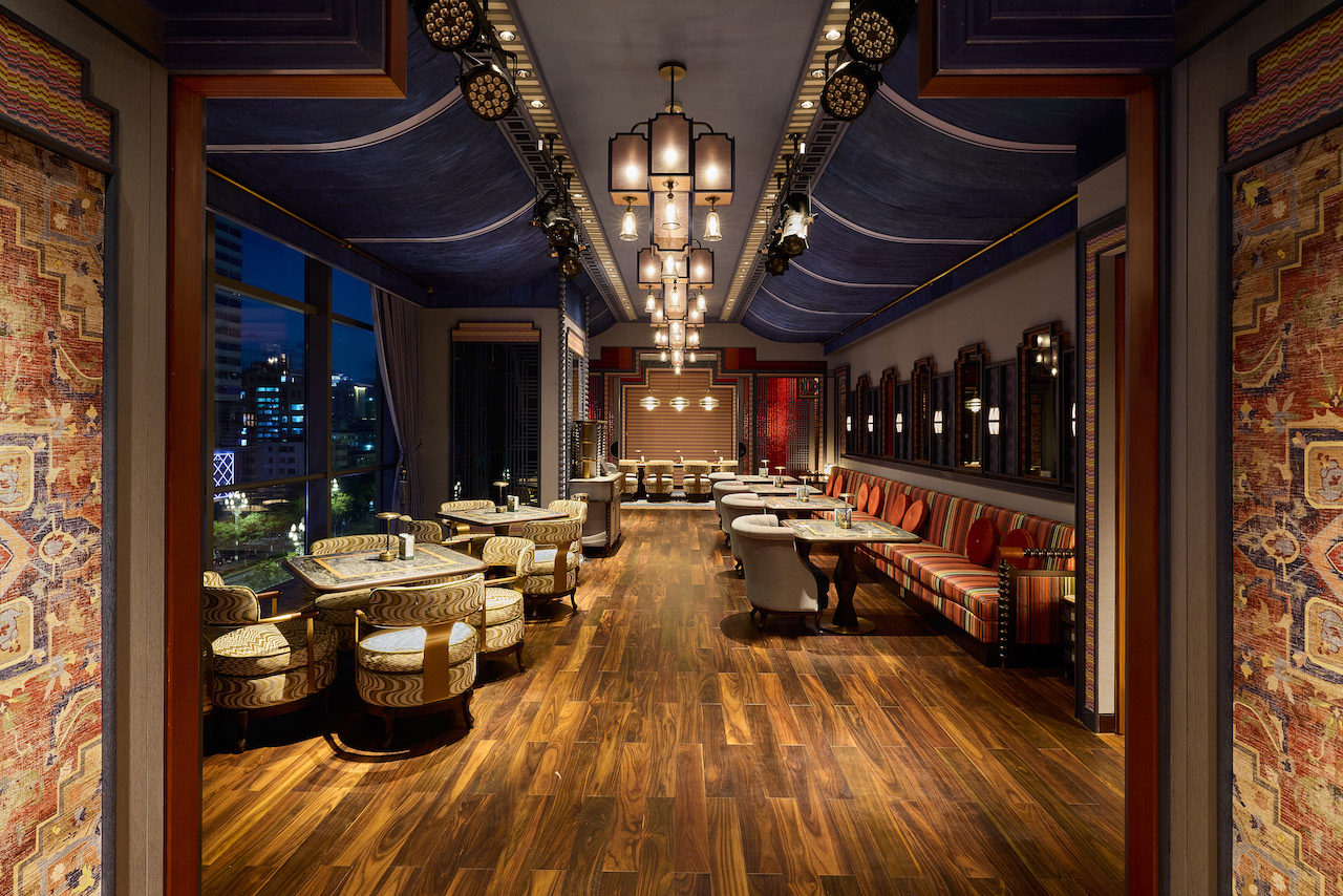 Kunming, Where to Eat and Drink in Kunming: From Local Markets to Suma’s Botanical Bar