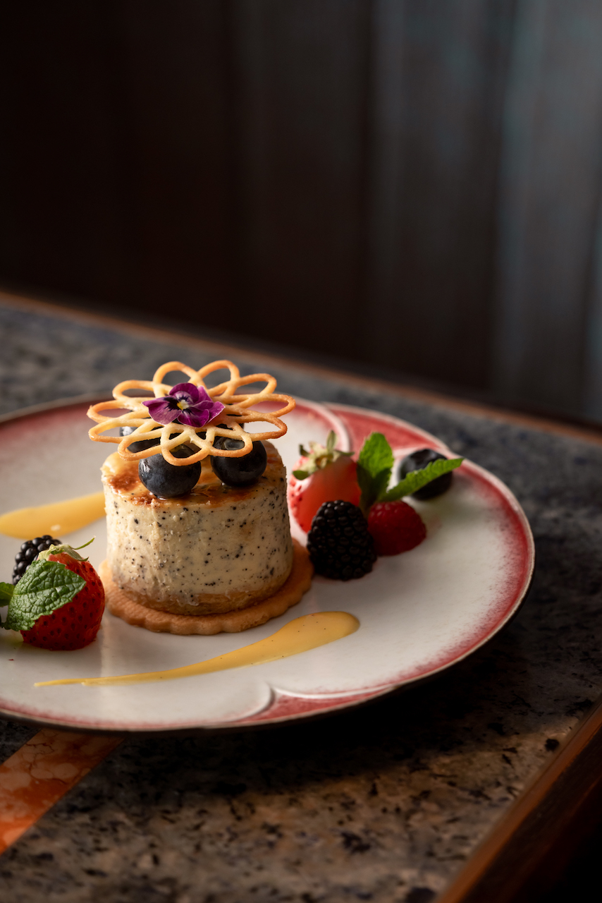 Kunming, Where to Eat and Drink in Kunming: From Local Markets to Suma’s Botanical Bar