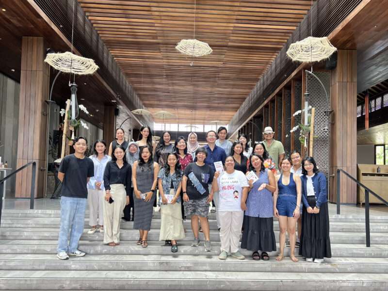 The session formed part of the Road to Ubud Writers & Readers Festival (UWRF) Book Club series, a literary initiative that brings the spirit of Ubud’s iconic festival to intimate spaces across Bali