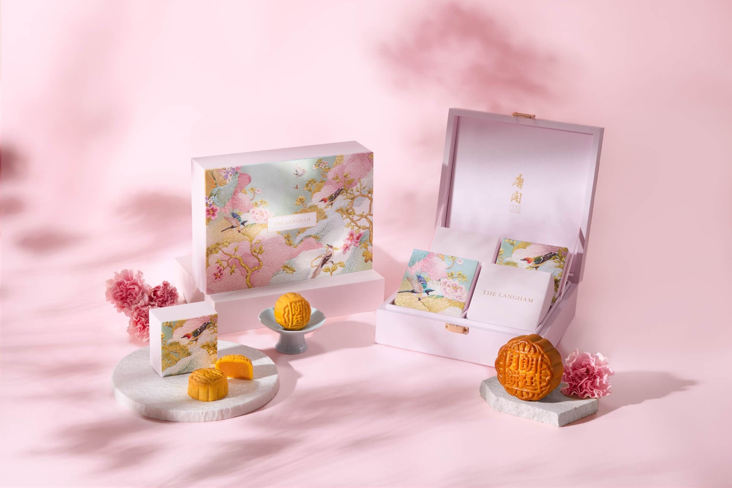 Asia Mooncakes, Under the Golden Moon &#8211; Asia Pacific’s Most Exquisite Mooncakes