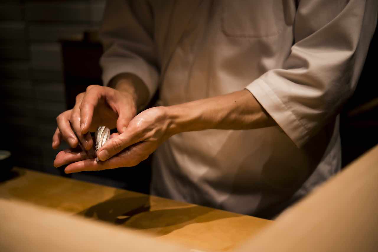 omakase sushi, Tokyo Insider’s Guide: 3 Omakase Sushi Restaurants For Every Budget