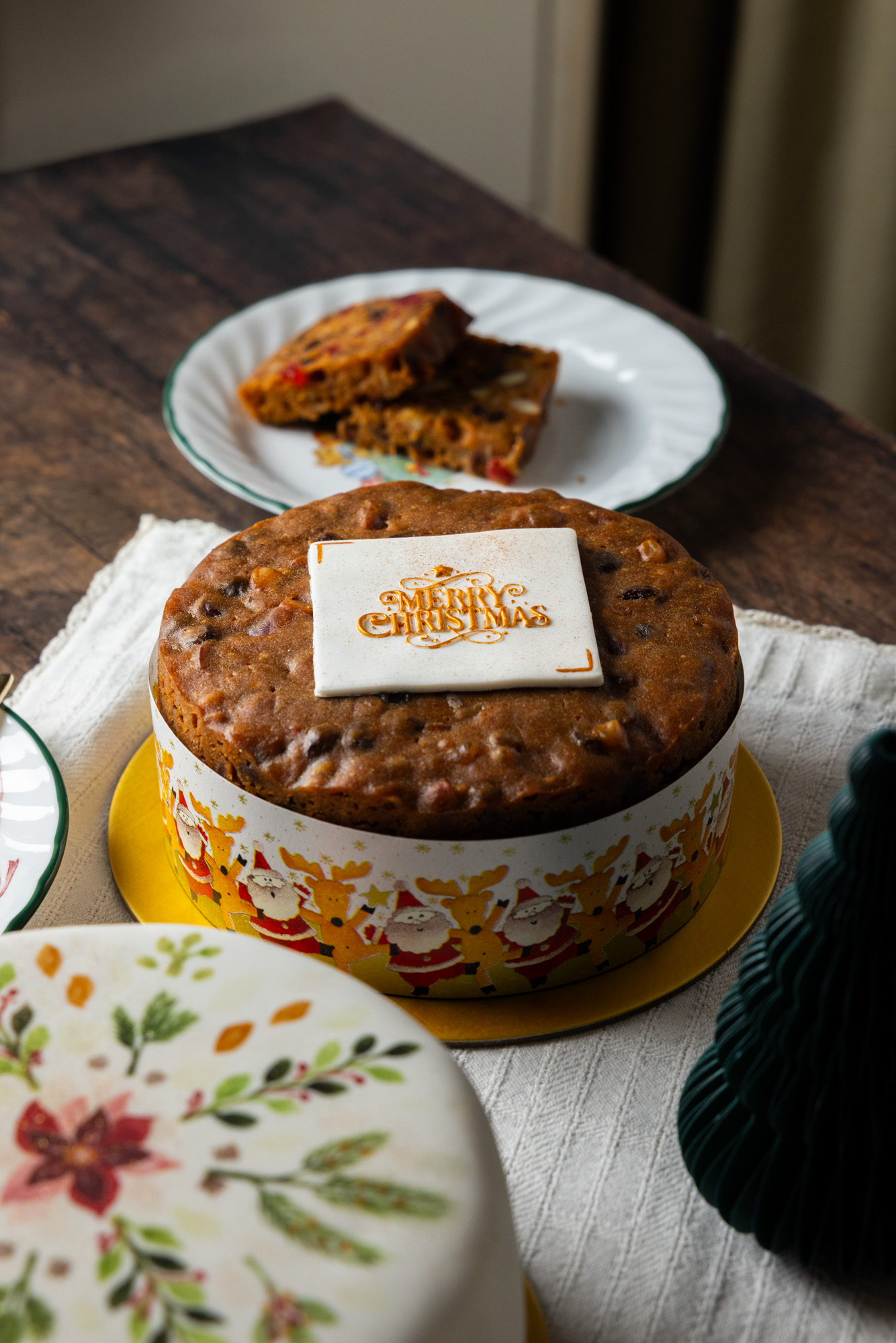 Eurasian, Traditional Eurasian Sugee and Fruit Cakes at the Heart of Christmas Celebrations