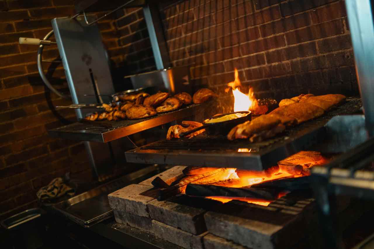 Niseko, Beyond the Slopes: Where to Eat and Drink in Niseko After Skiing