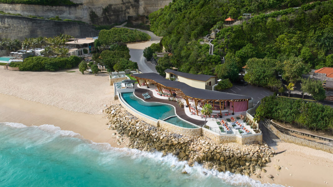 Umana Bali all-villa getaway