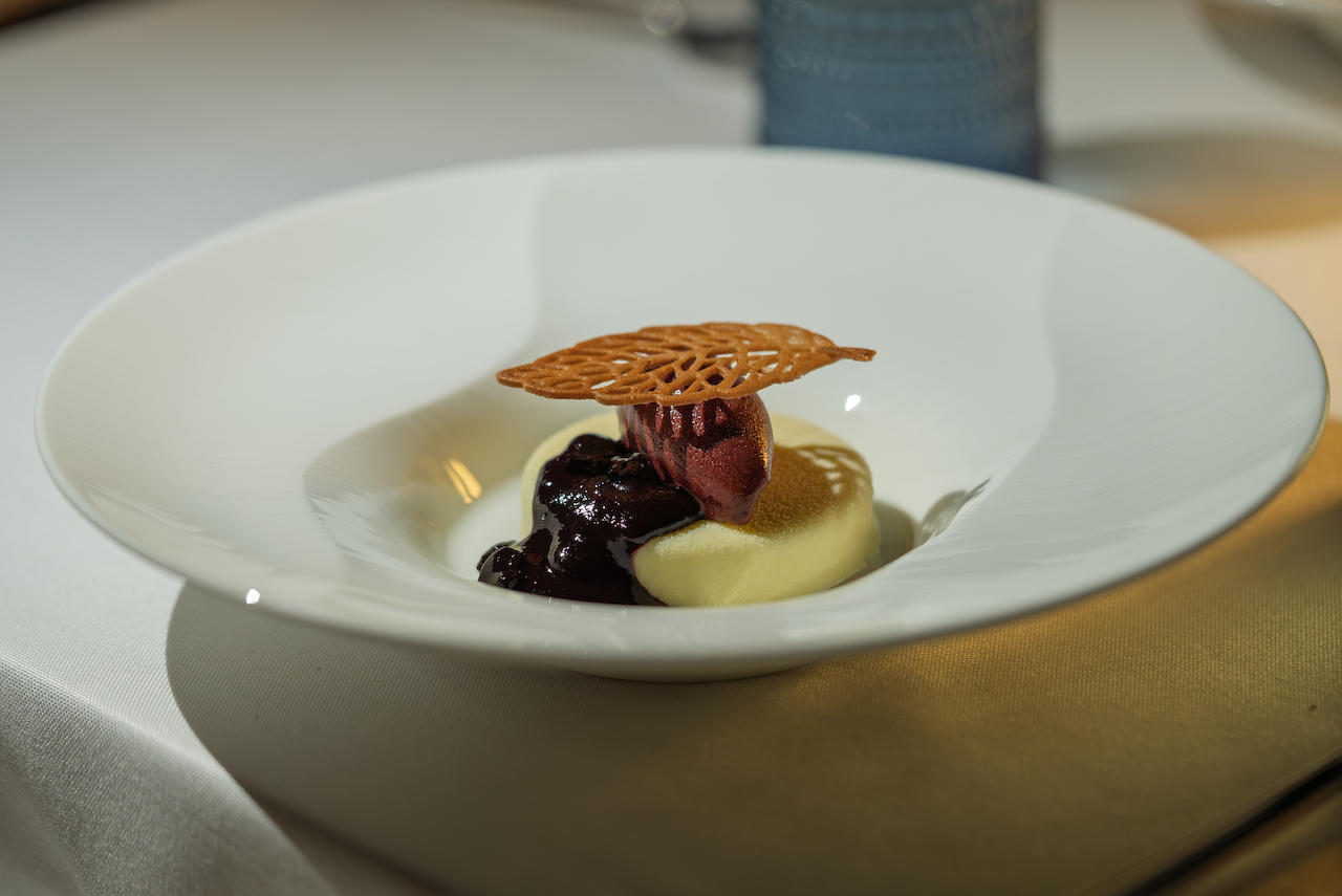 Maldives, The Ritz-Carlton Maldives: A Culinary Path to Calmness