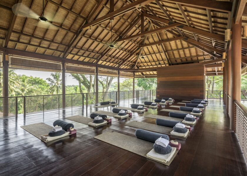 COMO Move with Purpose Pilates