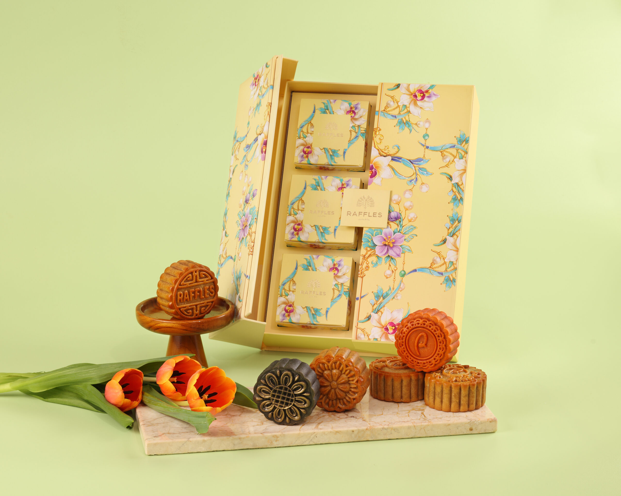 Mooncake for Mid-Autumn Festival at Raffles Jakarta