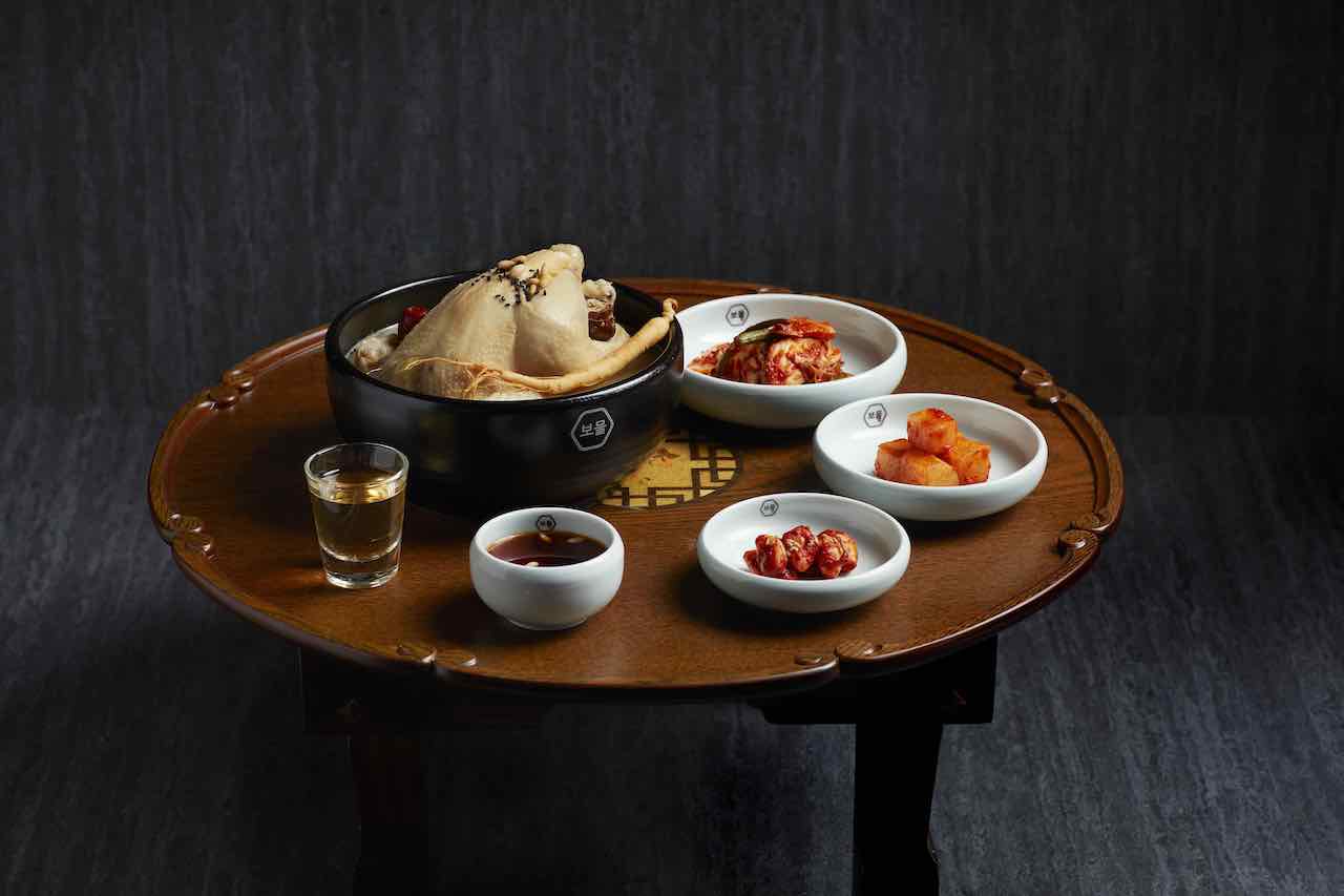 Samgyetang, Nourishing Samgyetang: Where to Eat Korean Ginseng Chicken Soup Singapore