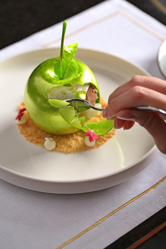 Tea Lounge - affordable high tea singapore, sweet treats 