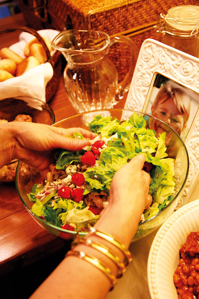 High-Quality Original Martha's Vineyard Salad Dressing Recipe Moment for Desktop High-Quality Original Martha's Vineyard Salad Dressing Recipe Moment for Desktop
